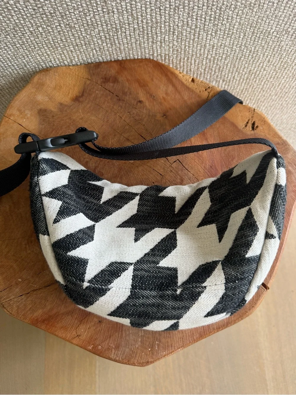 Artipoppe Magic Belt Bag in Tweed BW Cotton